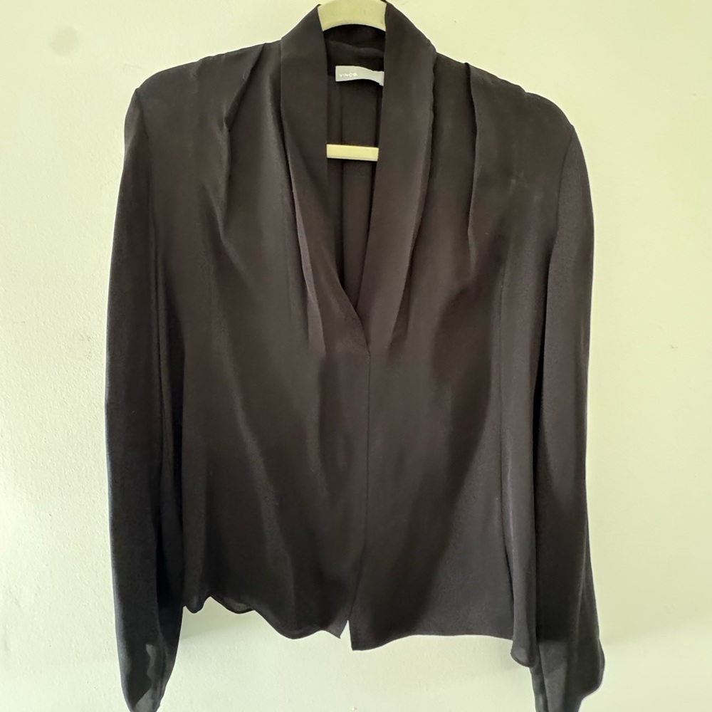 Vince silk blouse NWT size 6